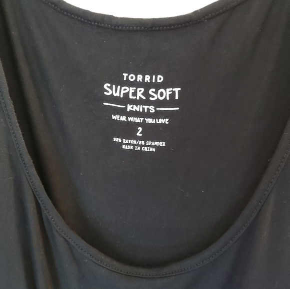 Torrid size 2 plus size ( 18/20) - Picture 2 of 3